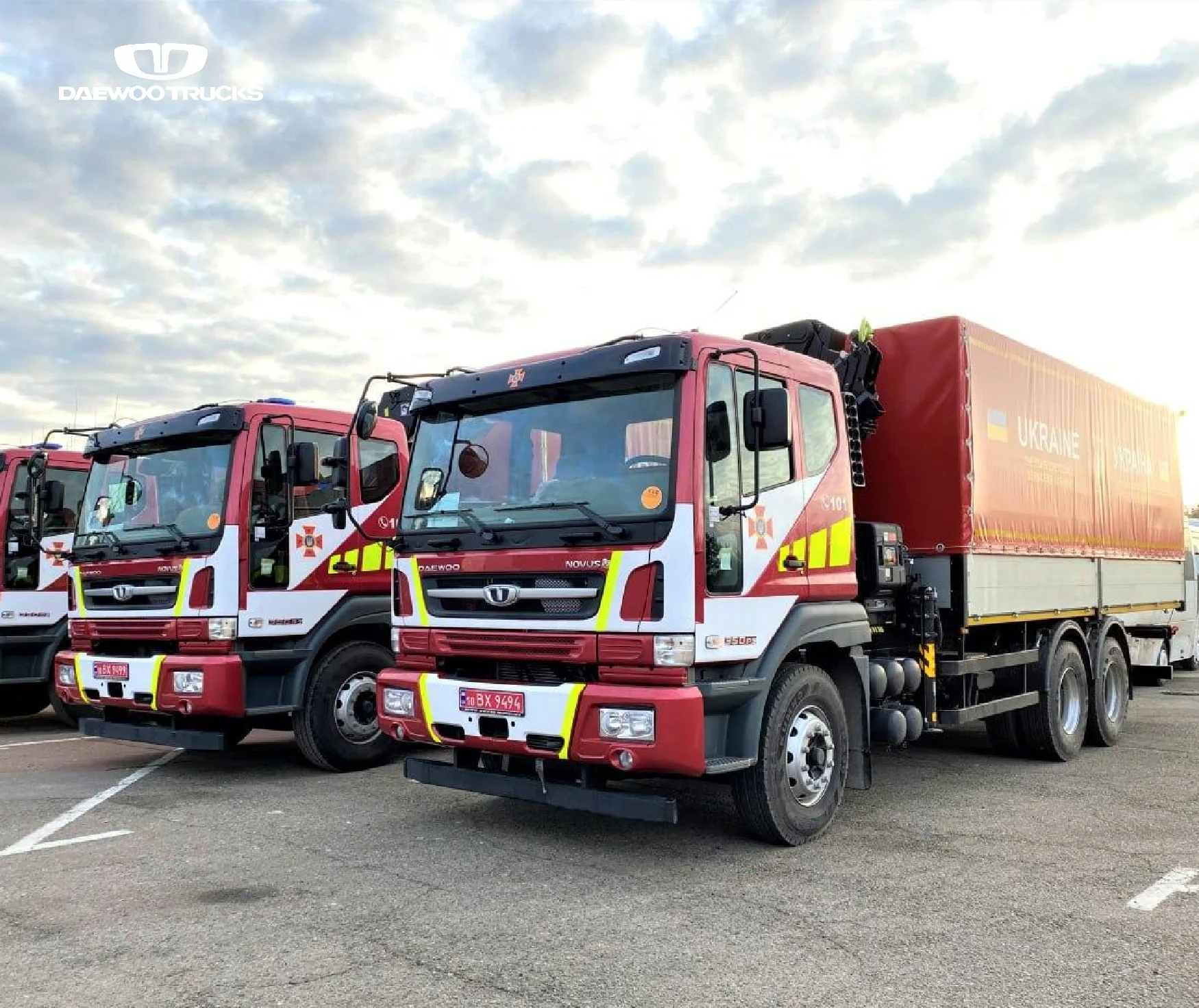 Бортовий автомобіль з КМУ