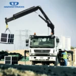 Автомобіль з маніпулятором