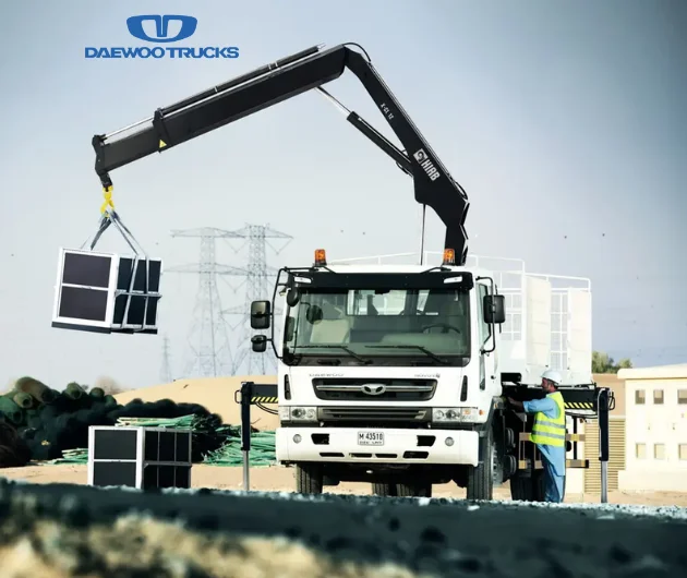 Автомобіль з маніпулятором